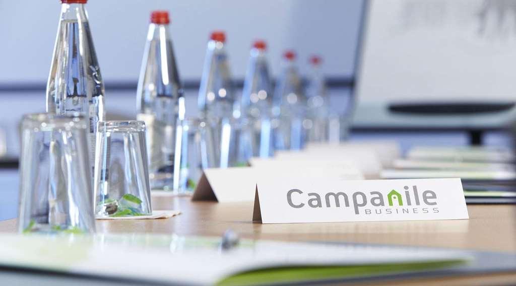 Hotel Campanile Sud - Bezannes Reims