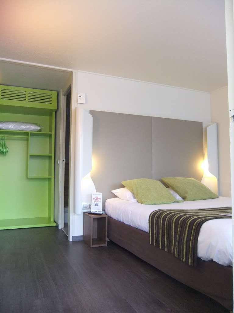 Campanile Sud - Bezannes Hotel