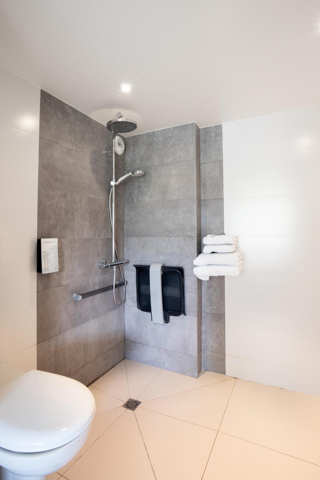Campanile Sud - Bezannes Hotel Reims