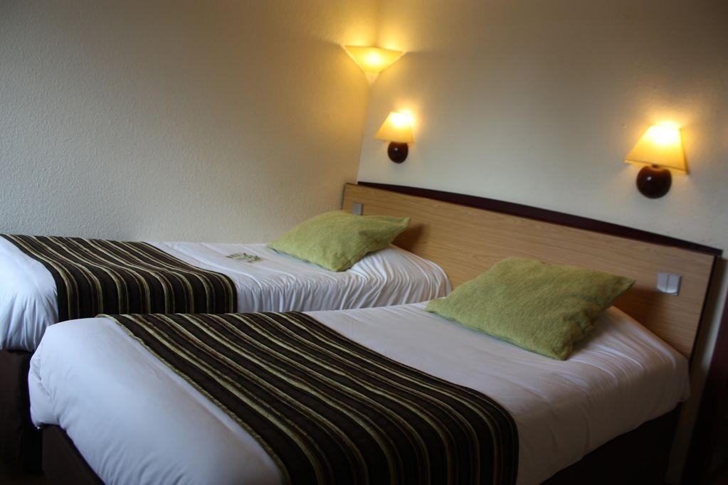 Campanile Sud - Bezannes Hotel 3*