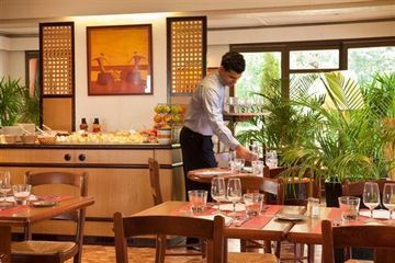 Hotel Campanile Sud - Bezannes