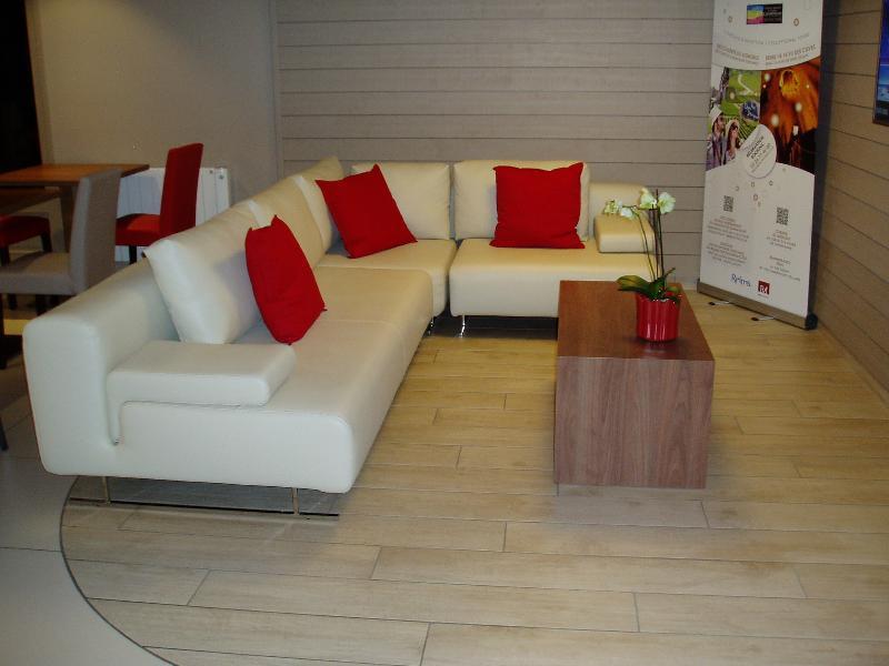 Campanile Sud - Bezannes Hotel